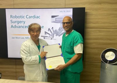 Dr Gokhale got certificate for doing DaVinci robotic assisted heart surgeries