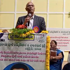Dr Gokhale Honored With the Savitribai Phule Lifetime Achievement Award